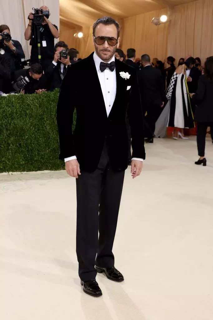 ຜູ້ຊາຍຢູ່ທີ່ 2021 Met Gala ສະເຫຼີມສະຫຼອງໃນອາເມລິກາ: ຄໍາສັບຂອງຄົນອັບເດດ: 336_21