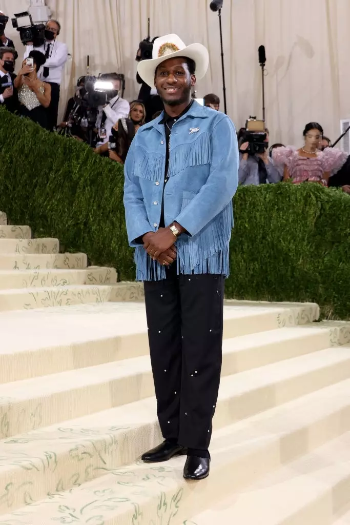 ຜູ້ຊາຍຢູ່ທີ່ 2021 Met Gala ສະເຫຼີມສະຫຼອງໃນອາເມລິກາ: ຄໍາສັບຂອງຄົນອັບເດດ: 336_8