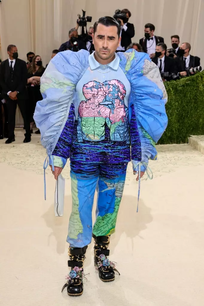 ຜູ້ຊາຍຢູ່ທີ່ 2021 Met Gala ສະເຫຼີມສະຫຼອງໃນອາເມລິກາ: ຄໍາສັບຂອງຄົນອັບເດດ: 336_9