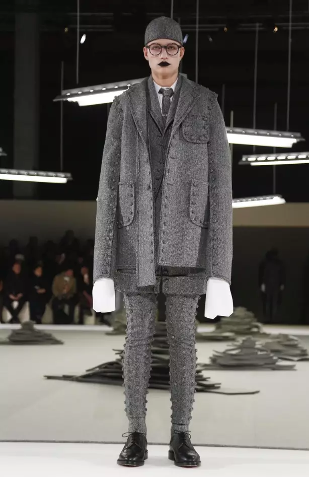 thom-browne-erkaklar kiyim-kechaklari-kuz-qish-2017-parij33