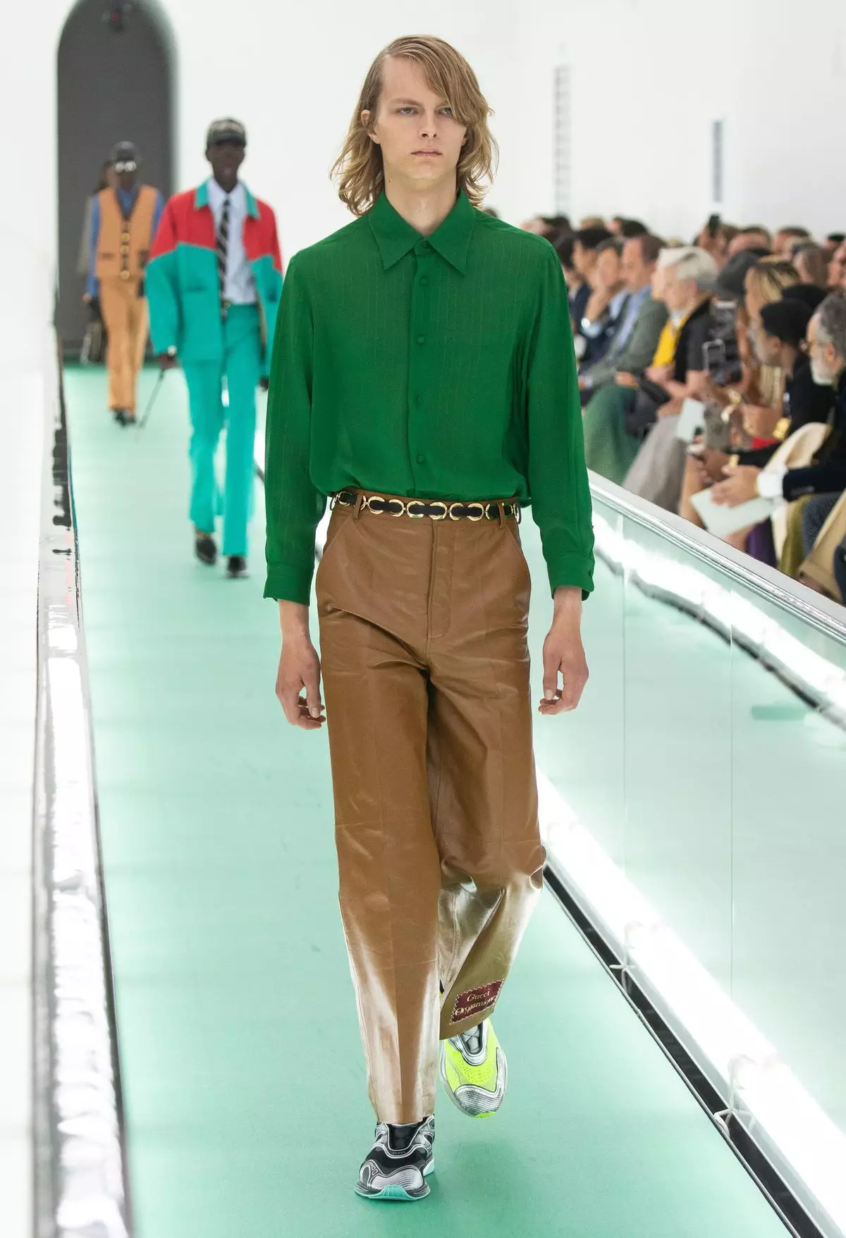 Gucci သည် နွေဦး/နွေရာသီ 2020 Milan ကိုဝတ်ဆင်ရန်အဆင်သင့်ဖြစ်နေပါပြီ။ 33822_23