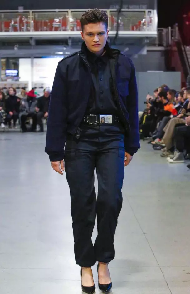 vetements-ready-to-wear-jesen-zima-2017-paris18