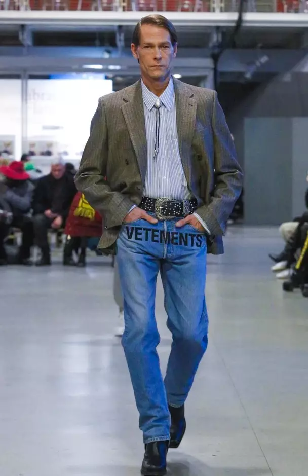 Vetements ውድቀት 2017