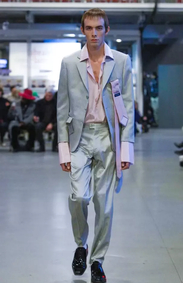 vetements-sedia-pakai-jatuh-musim sejuk-2017-paris29