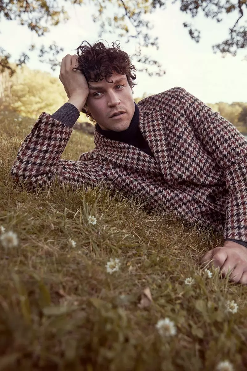 Miles McMillan per il numero di ottobre 2019 di GQ Russia