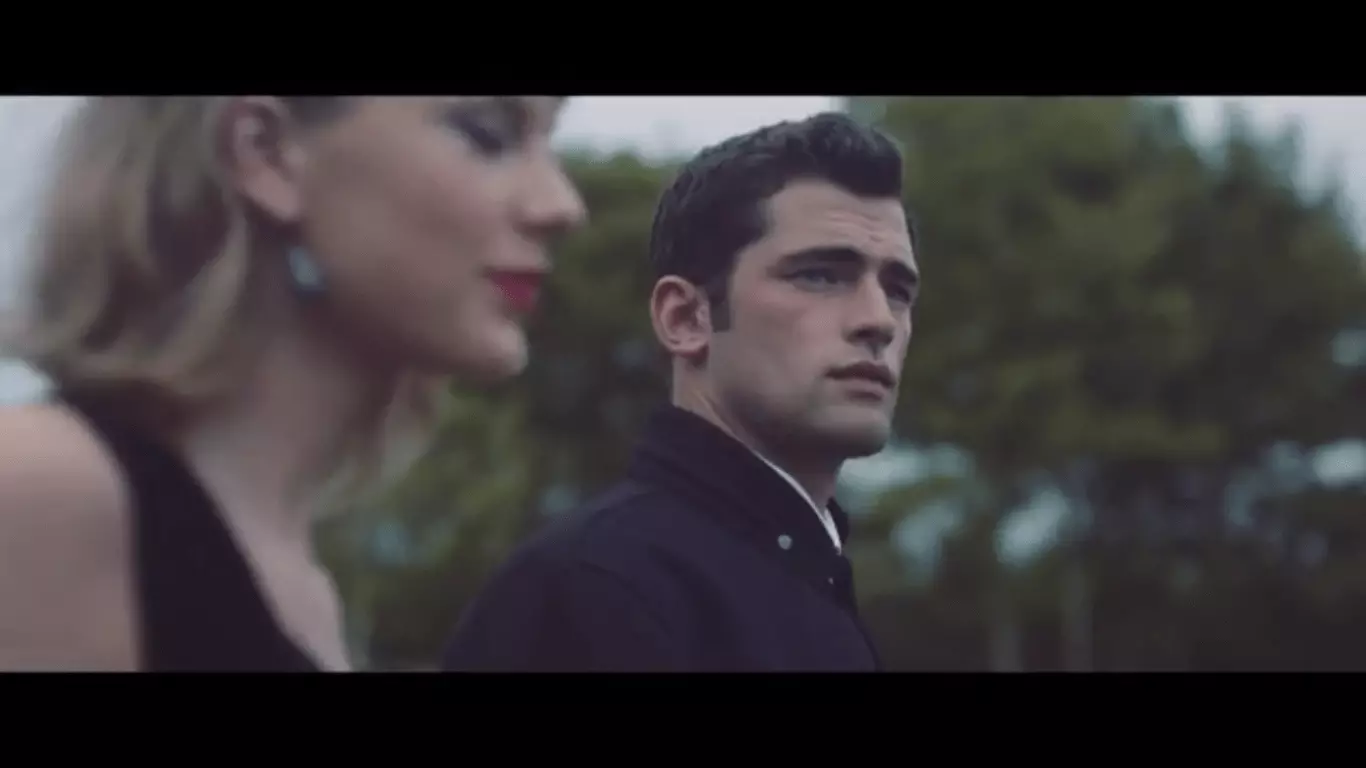 Pinagbibidahan ni Sean O'Pry ang bagong video mula kay Taylor Swift