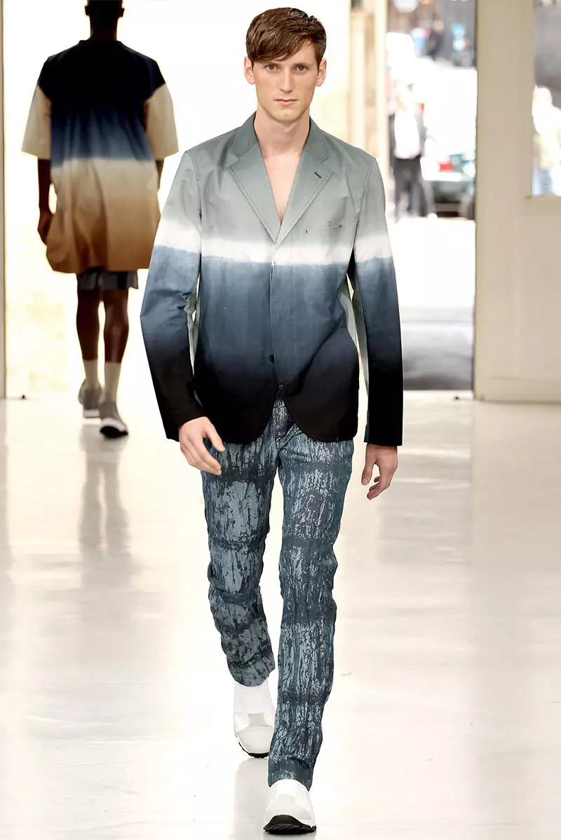 Issey_Miyake_ss14_18