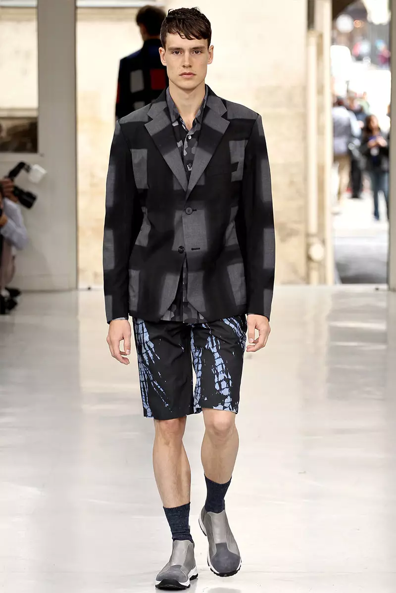 Issey_Miyake_ss14_3 |