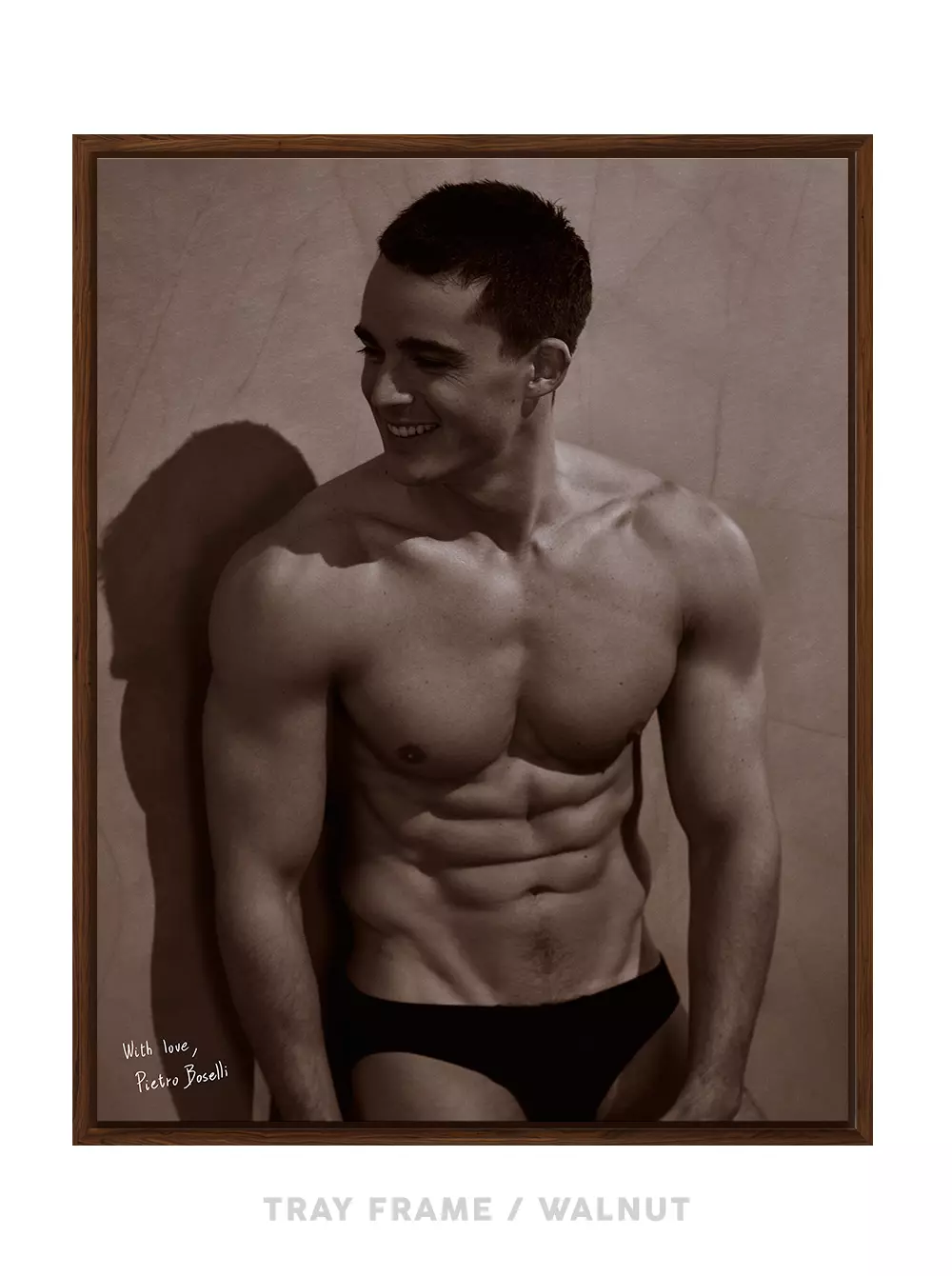 Hazo iray nambolena, niaraka tamin'i Pietro Boselli nataon'i Daniel Jaems