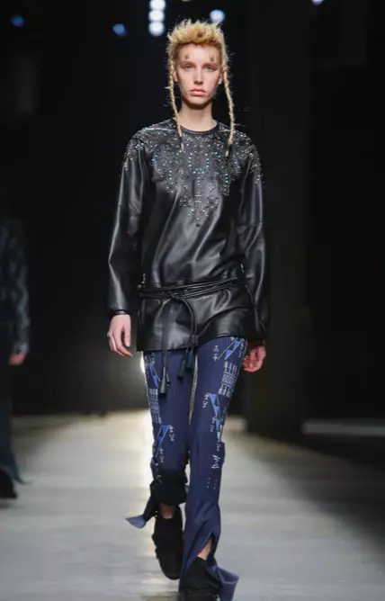 DIESEL NOIR OR HOMME AUTOMNE HIVER 2018 MILAN1