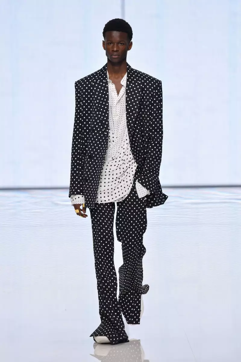 Balmain Ready To Wear Primavera 2022 París 34_8