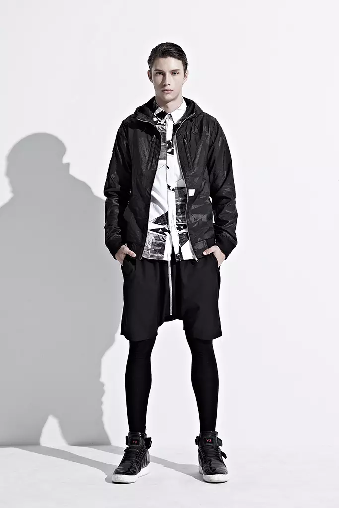 ionism-2013-fallwinter-astray-from-present-lookbook-1