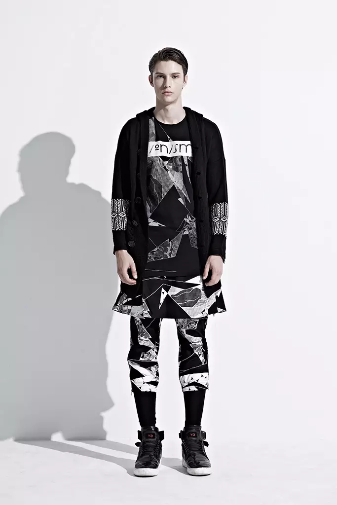 ionism-2013-fallwinter-astray-from-present-lookbook-11