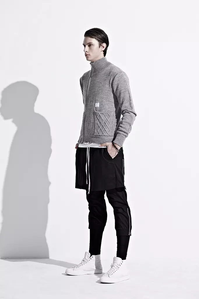 ionism-2013-fallwinter-stray-from-present-lookbook-8