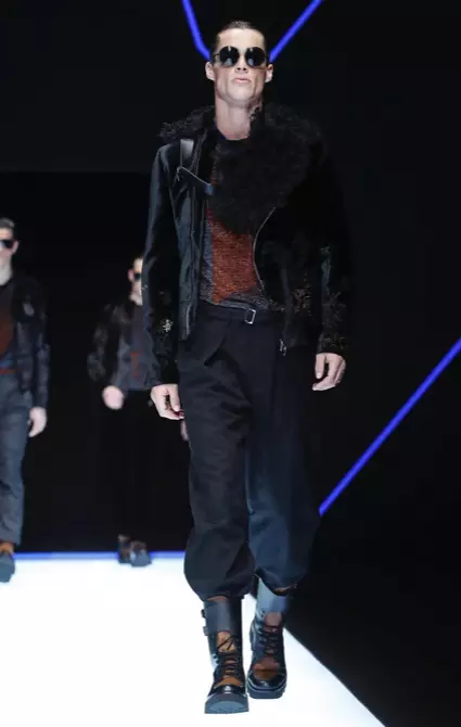 EMPORIO ARMANI FÉRFI RUHA 2018. ŐSZI TÉL MILÁNÓ34