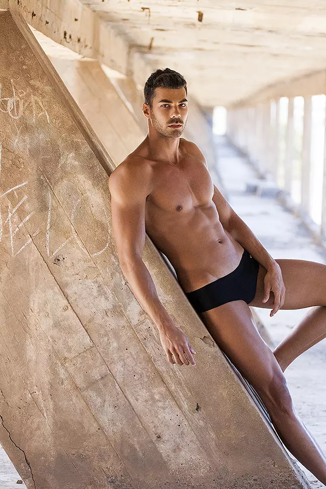 EDMUNDO PERDOMO BY ADRIÁN C. MARTÍN FOR MARCUSE