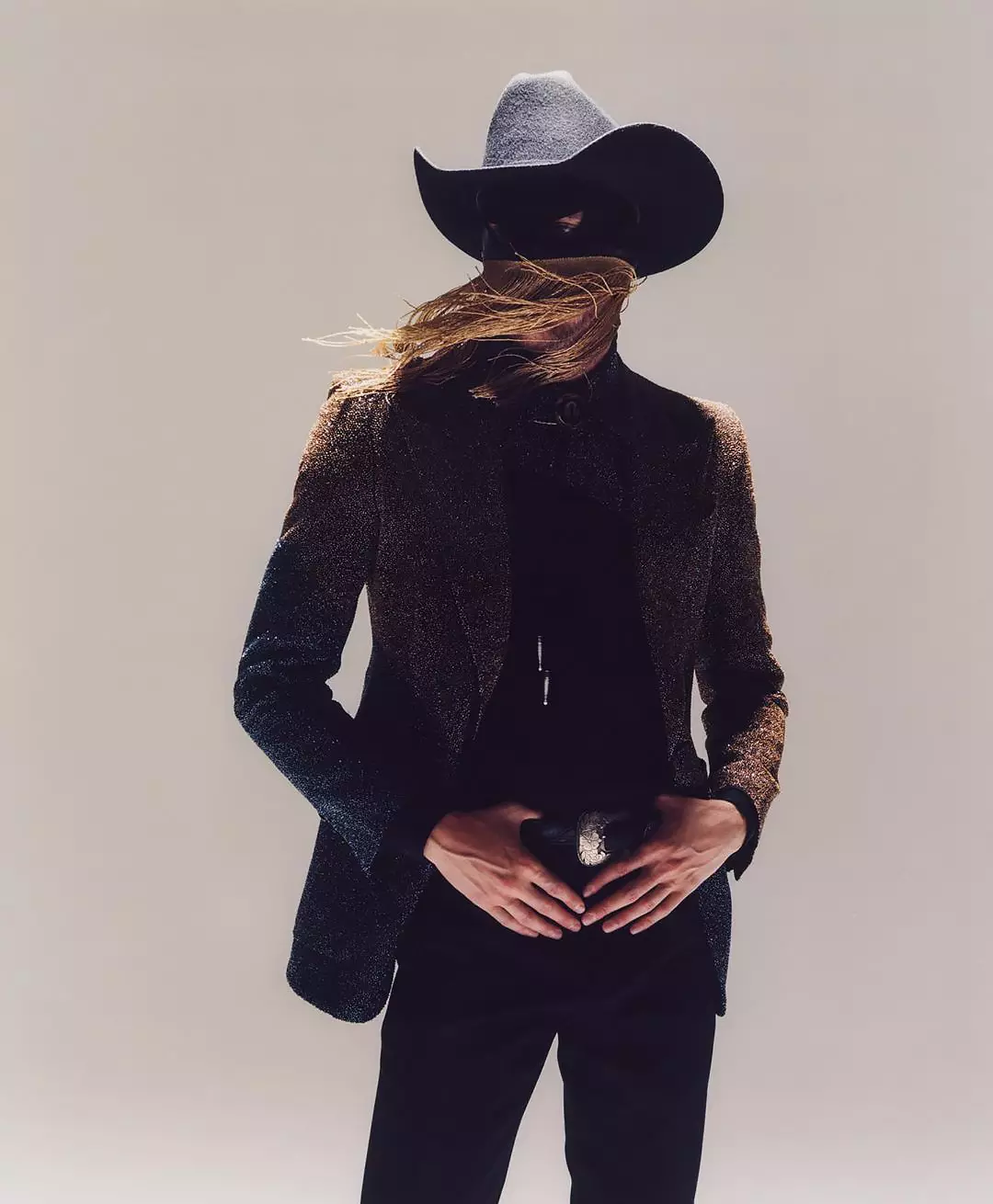 Orville Peck pou Britanik GQ Style