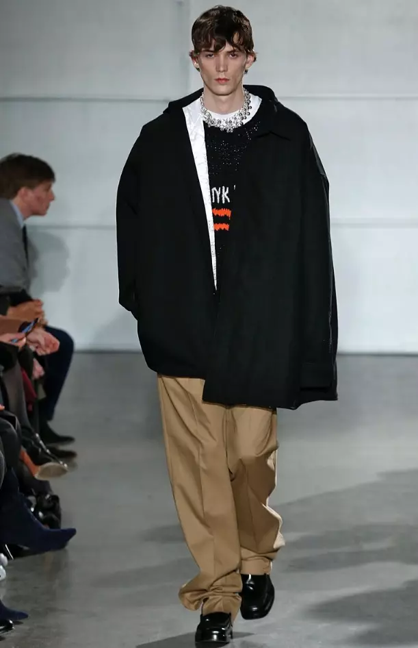 raf-simons-rochii-bărbați-toamnă-iarnă-2017-new-york8