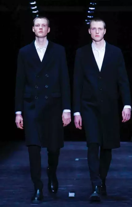 NEIL BARRETT MENSWEAR ỤLỌ N'OGE 2018 MILAN56