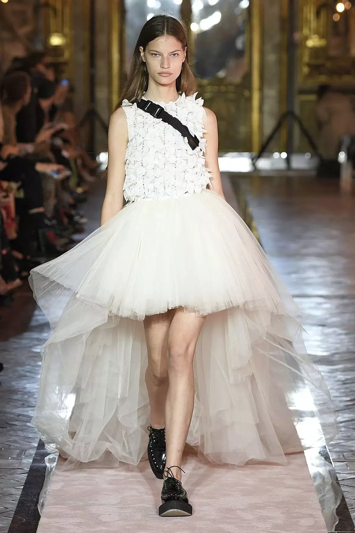 Colección Giambattista Valli x H&M en Roma 2019 35812_19