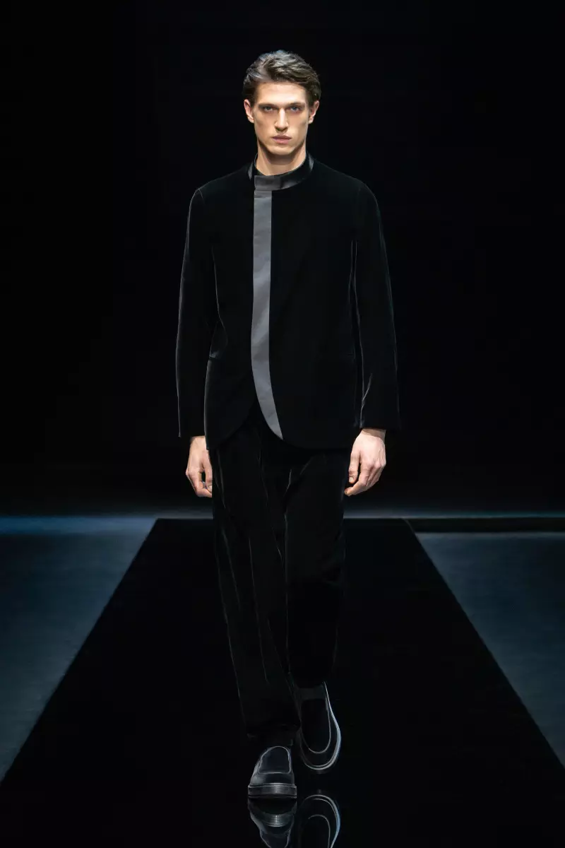 Giorgio Armani Yana Shirye Don Sawa Fall 2021 Milan 3595_62