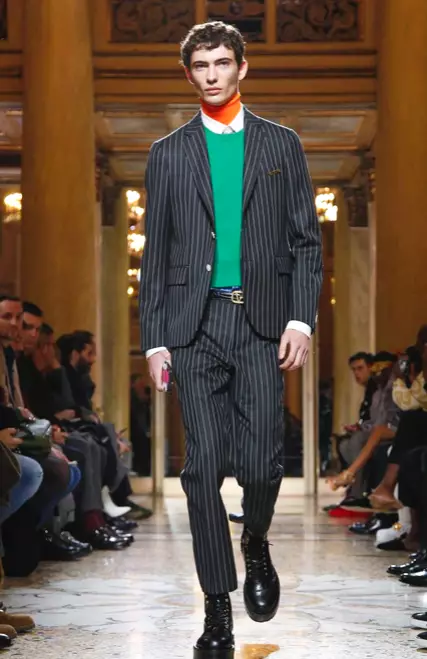 I-VERSACE MENSWEAR FALL WINTER 2018 MILAN44