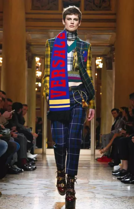 VERSACE MENSWEAR ဆောင်းရာသီ 2018 MILAN49