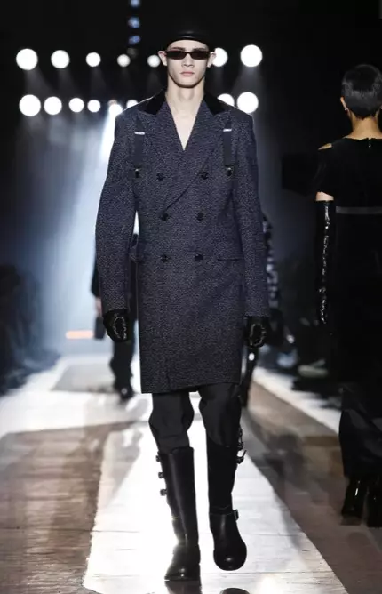 MOSCHINO FALL WINTER 2018 MENSWEAR AND WOMEN PRECOLLECTION MILAN52