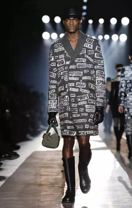 MOSCHINO VJESHTË DIMËR 2018 PARAmbledhje e veshjeve për burra dhe gra MILAN17