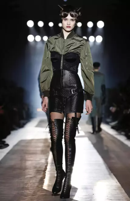 MOSCHINO 2018KO UDAZKEN NEGUA GIZONEZKO ETA EMAKUMEEN AURREBILKETA MILAN66