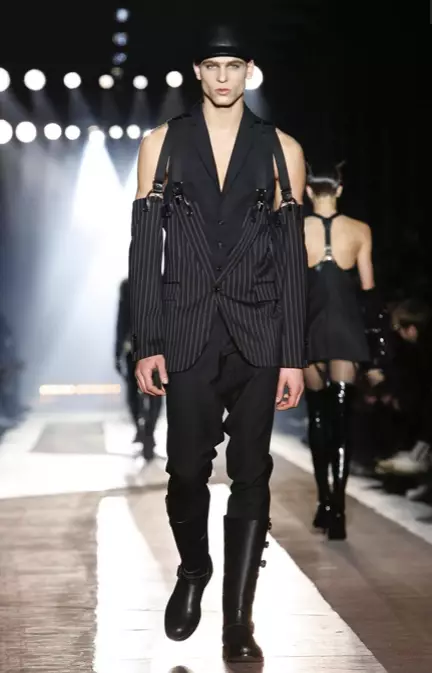 MOSCHINO VJESHTË DIMËR 2018 PARAKOLLEKSION VESHJE PËR MESHKUJ DHE FEMRA MILAN46