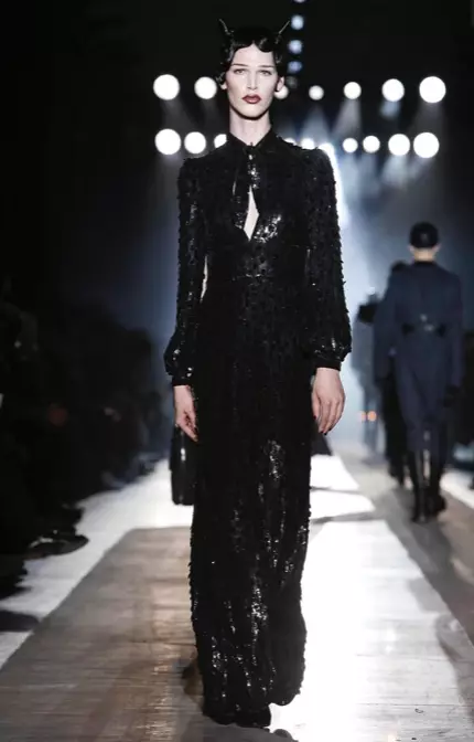 MOSCHINO VJESHTË DIMËR 2018 PARAKOLLEKSION VESHJE PËR MESHKUJ DHE GRATË MILAN72