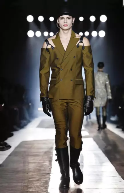 MOSCHINO HÖST VINTER 2018 HERRKLÄDER OCH KVINNOR FÖRINSAMLING MILAN22