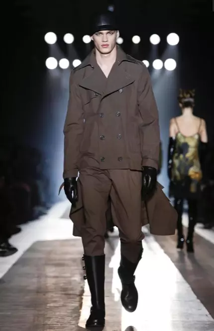 MOSCHINO VJESHTË DIMËROR 2018 PARAmbledhje e veshjeve për burra dhe gra MILAN24