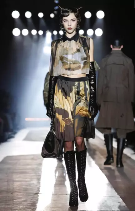 MOSCHINO 2018KO UDAZKEN NEGUA GIZONEZKOA ETA EMAKUMEEN AURREBILKETA MILAN25