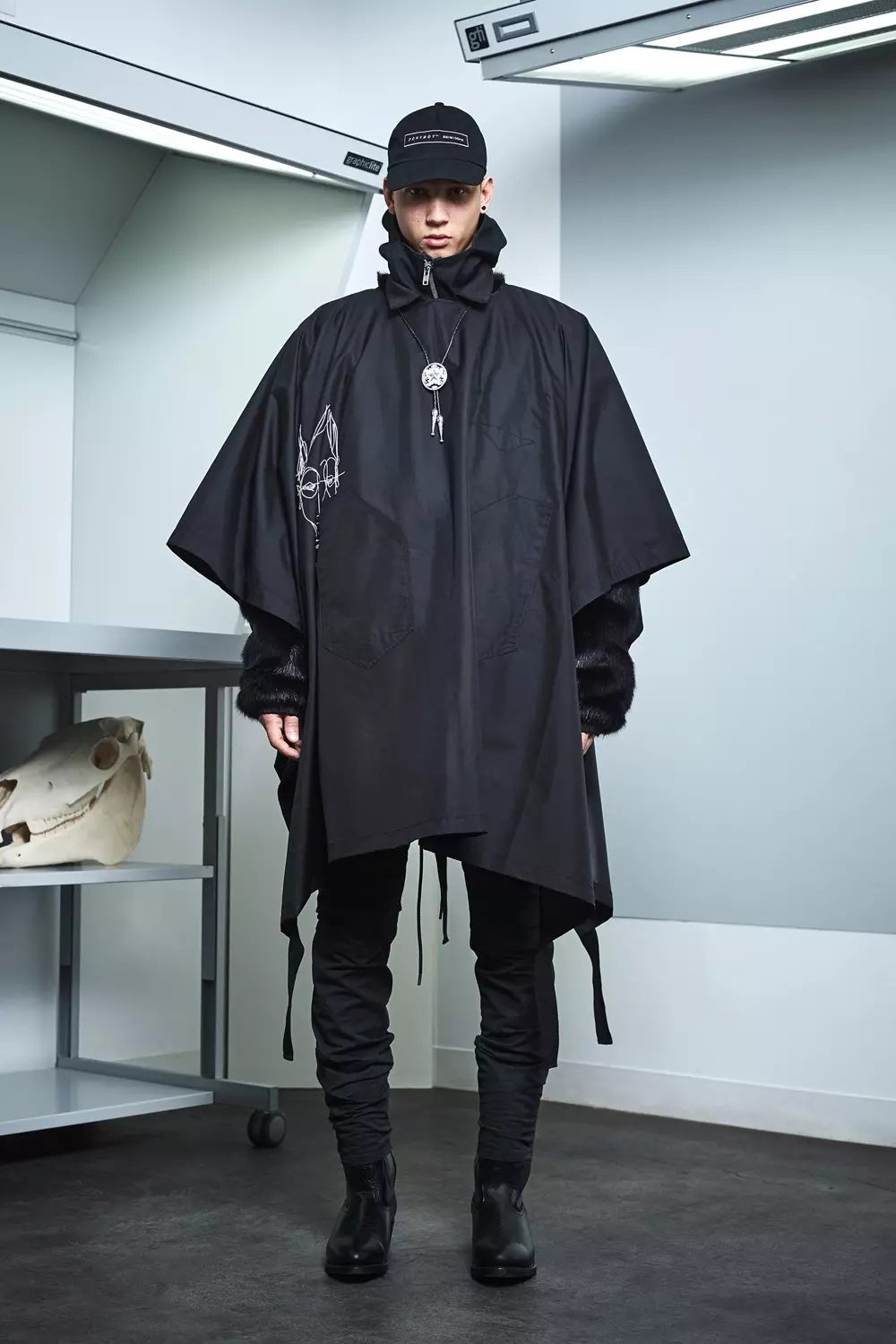 siki-im-fw17-nyfwm1