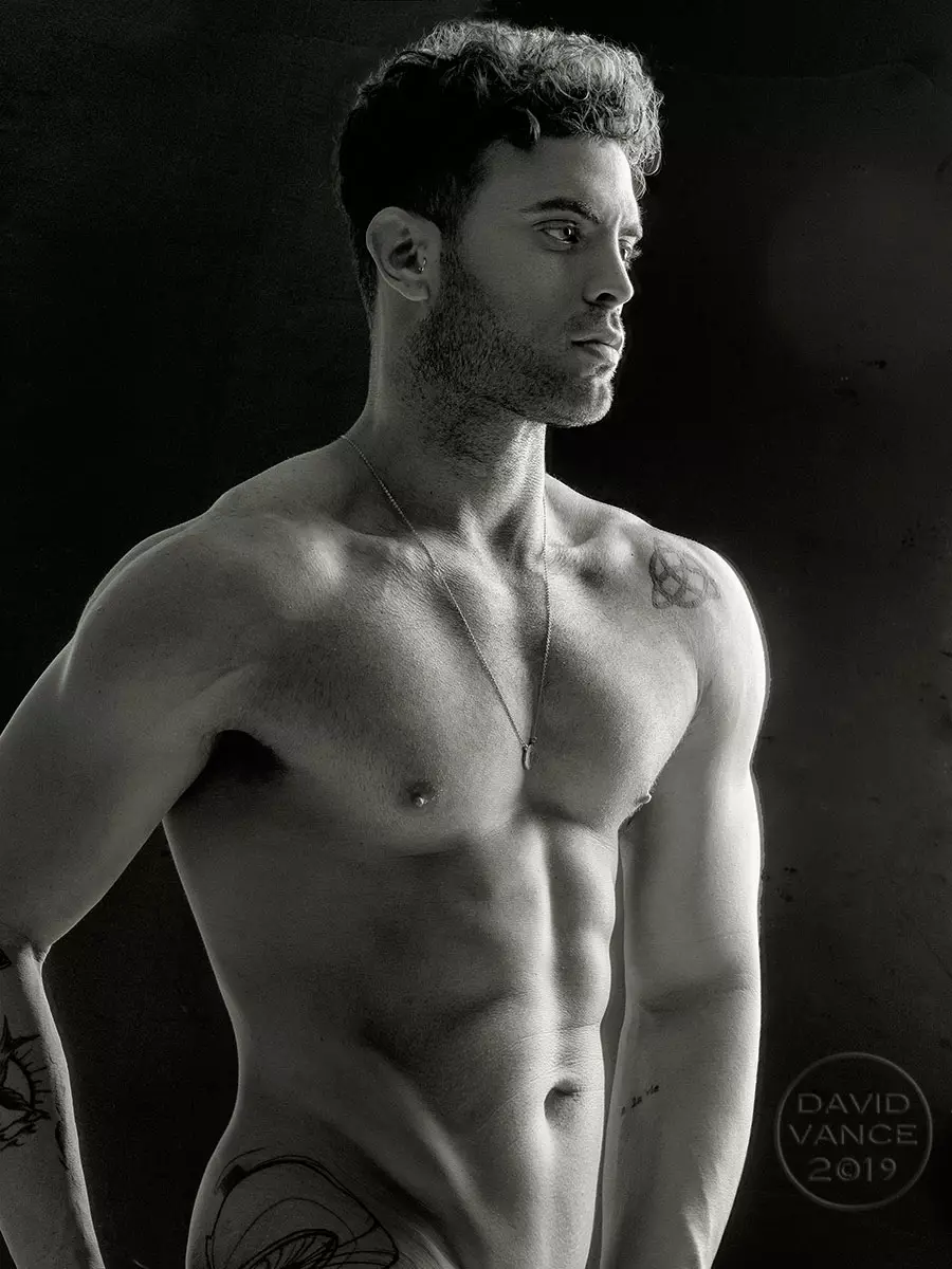 Andrew Corvin por David Vance para PnV Network