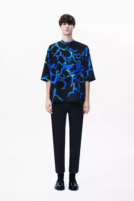 Christopher_Kane_012_1366.450x675