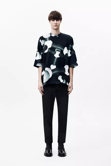 Christopher_Kane_006_1366.450x675