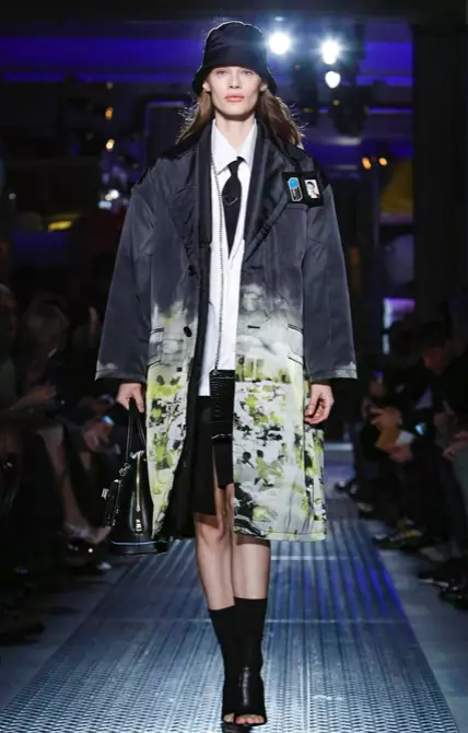 PRADA MENSWEAR FALL WINTER 2018 มิลาน1