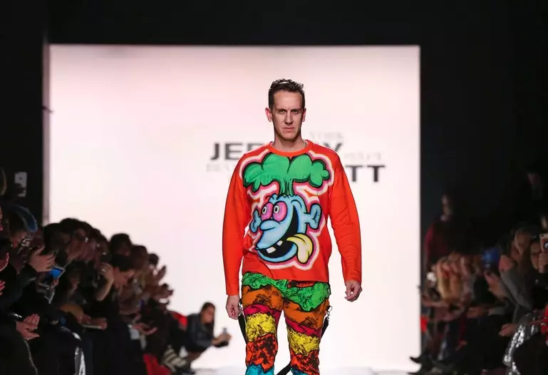 jeremy-scott-klar-til-brug-efterår-vinter-2017-new-york16