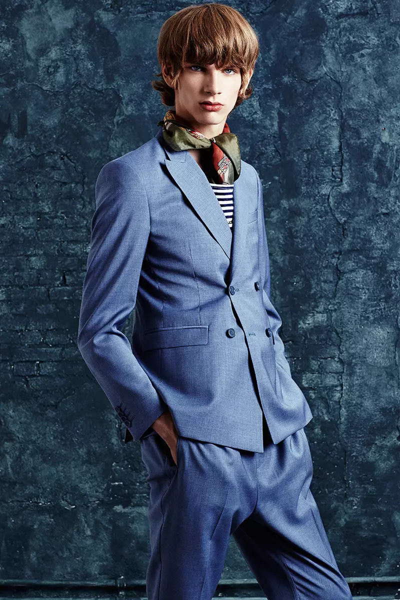 To je zelo lep lookbook S/S 2015 The Suits z Erik van Gilsom v glavni vlogi. Fotografiral Cristian Davila Hernandez, stiliziral pa Jean-Paul Paula.