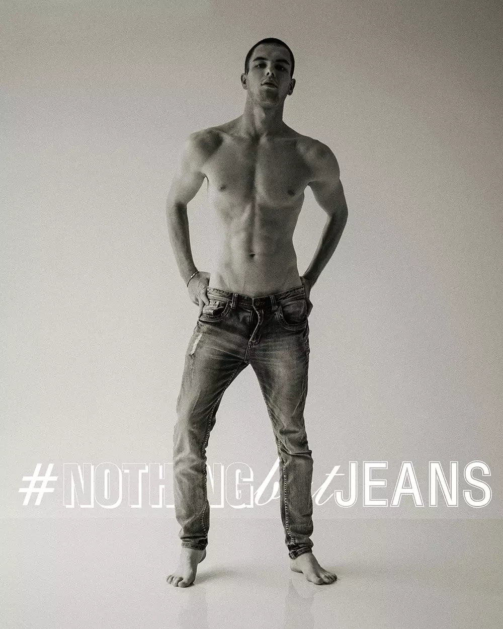 Ruslan Soloviev ដោយ Serge សម្រាប់ #NothingButJeans