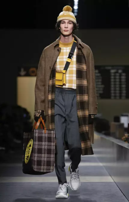 FENDI 2018 НААР ӨВӨЛ ЭРЧҮҮДИЙН ХУВЦАС МИЛАН24