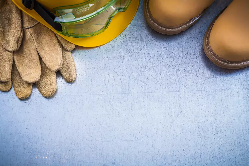 Top Safety Slip On Work Boots para sa mga Working Men On The Go