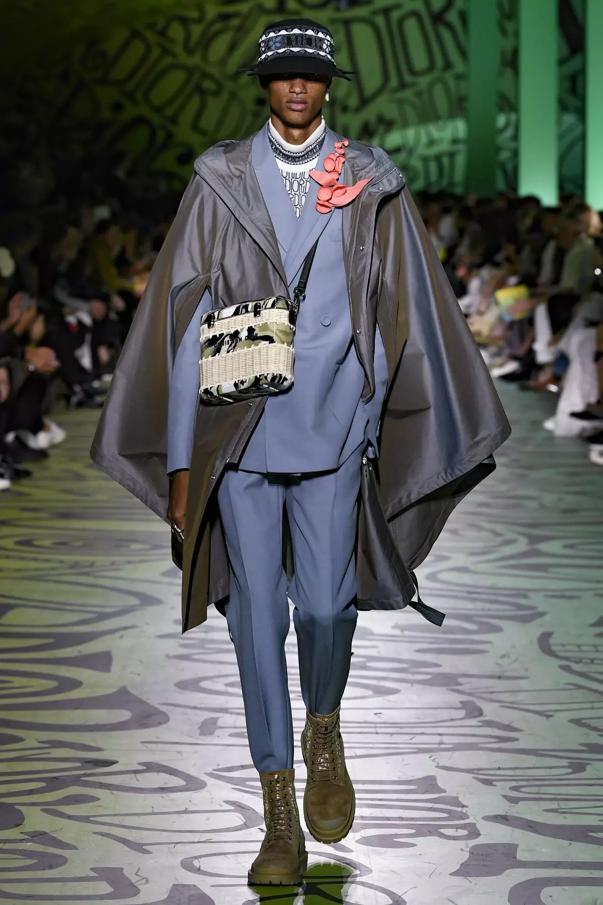 Les looks de Dior Men Fall 2020 Miami 37931_17