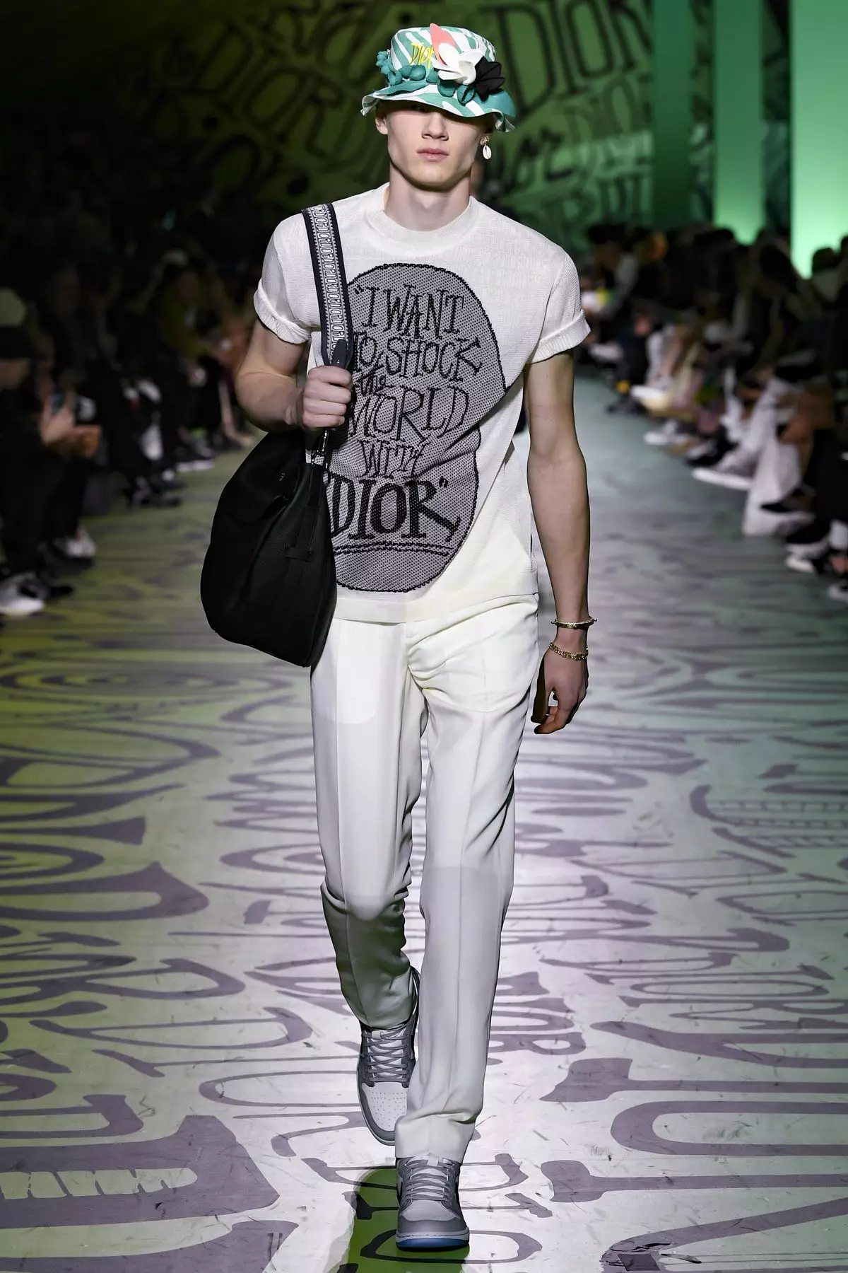 Les looks de Dior Men Fall 2020 Miami 37931_20