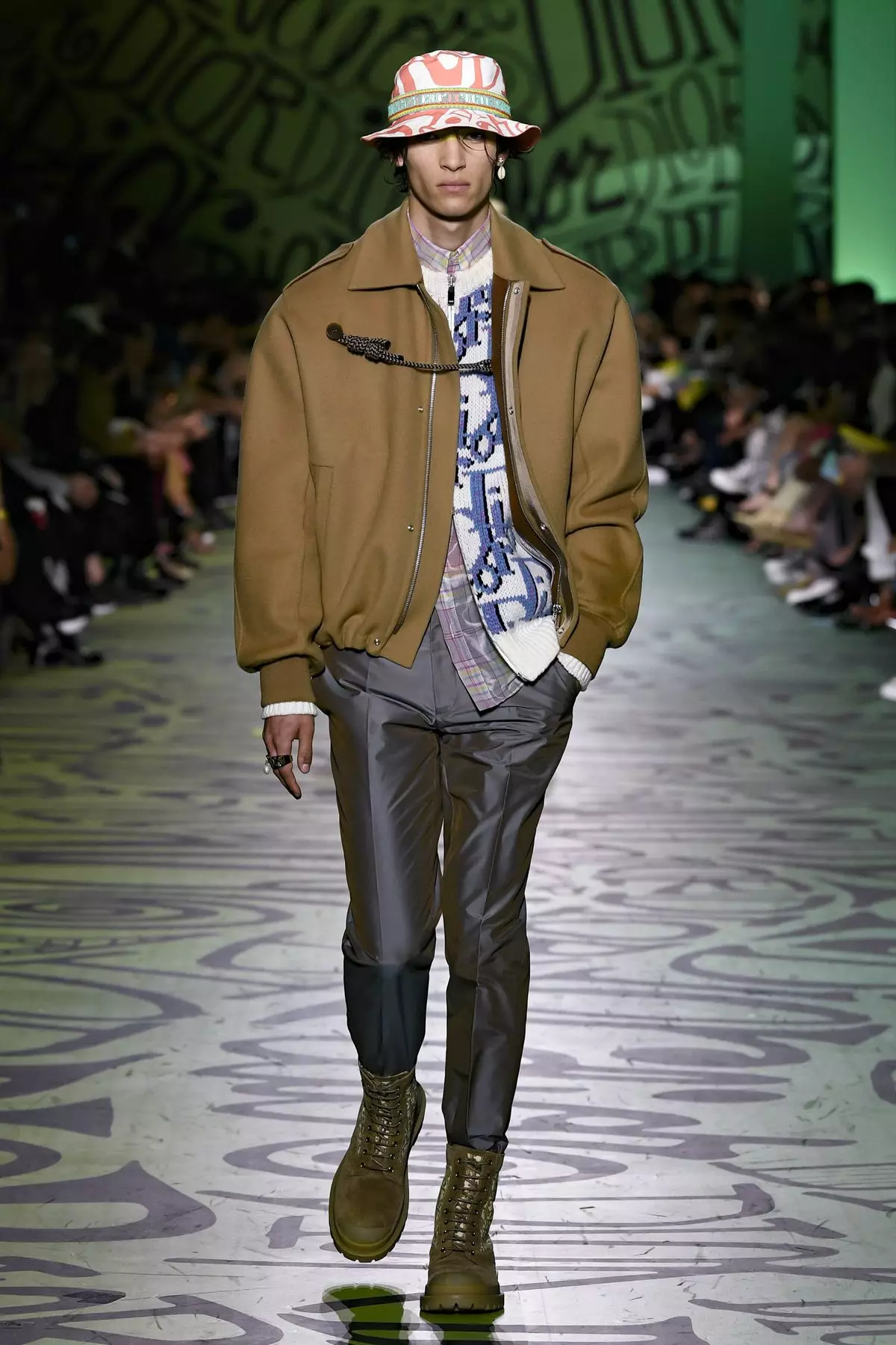 Les looks de Dior Men Fall 2020 Miami 37931_45