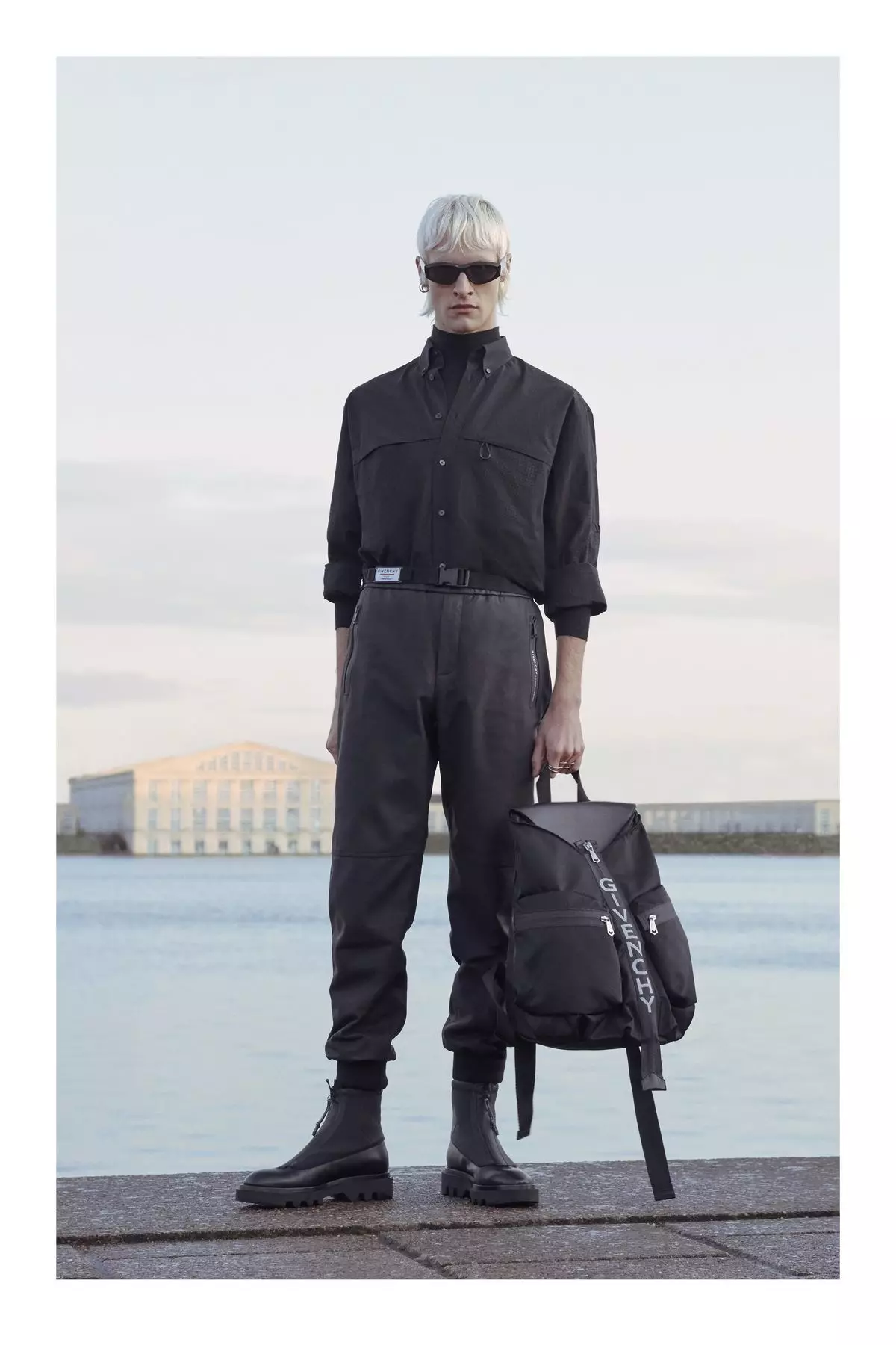 ຮູບລັກສະນະຂອງ Givenchy Man Pre Fall 2020 38103_12