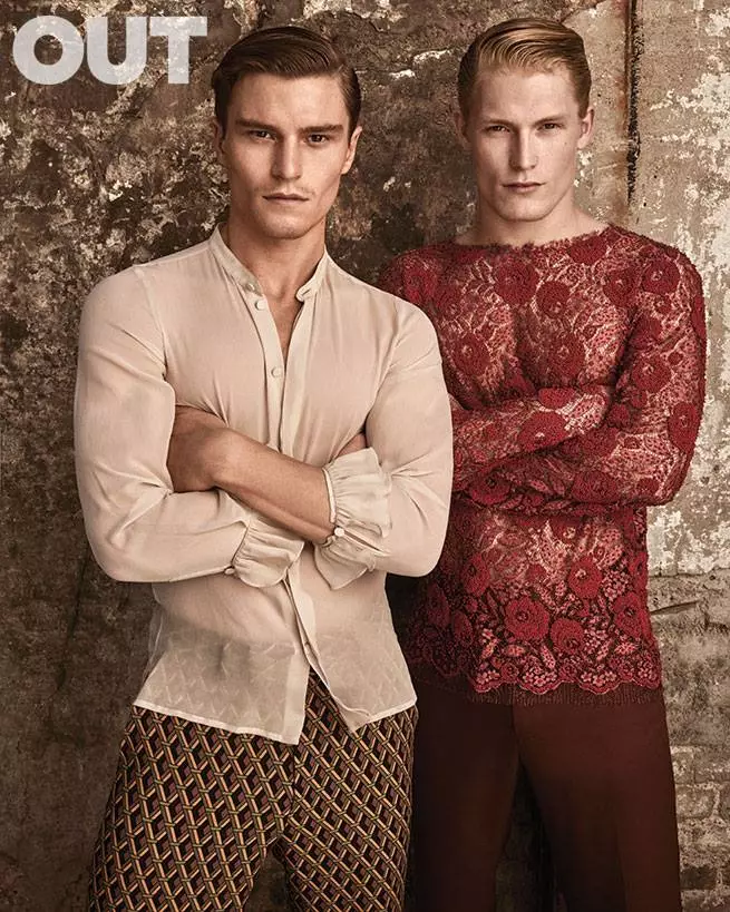 Matt Threthe, Jacey Elthalion, Oliver Cheshire, Harry Goodwins və Paul Sculforun iştirak etdiyi Cover, Cover Story, Redaksiya OUT jurnalının son üz qabığının hekayəsində baş roldadır. Modelləri Mariano Vivanko çəkib.